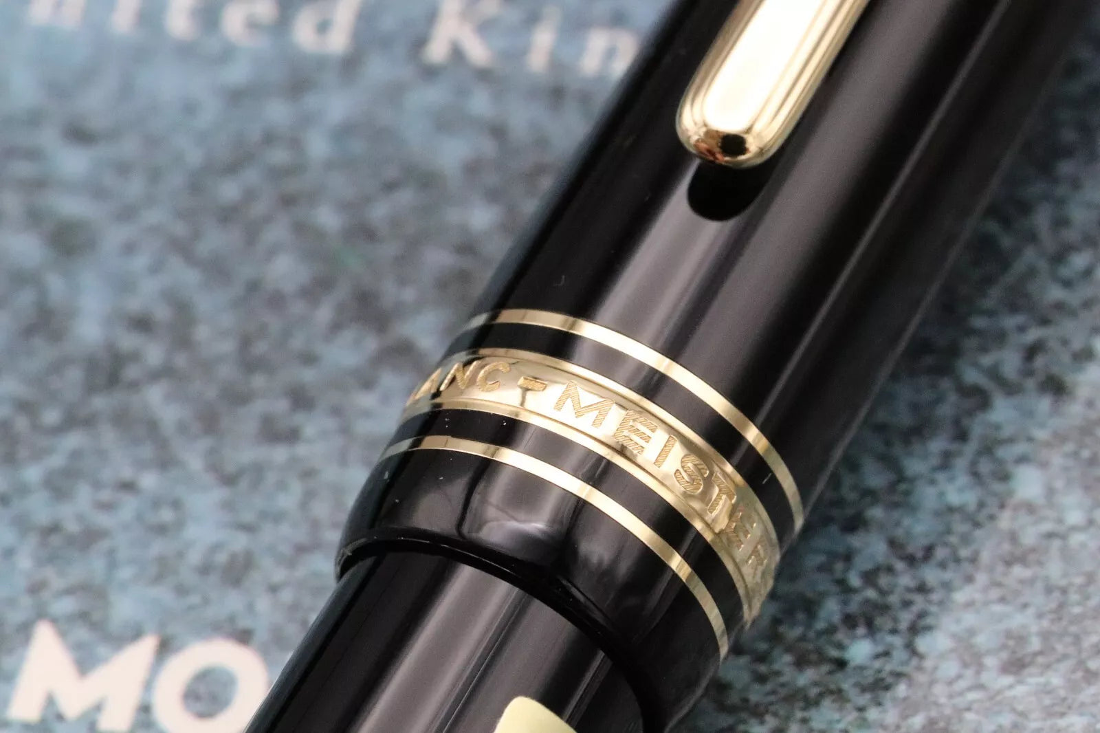 Montblanc Meisterstuck LeGrand Gold Line Fountain Pen - 1991-92 - UNUSED image 6