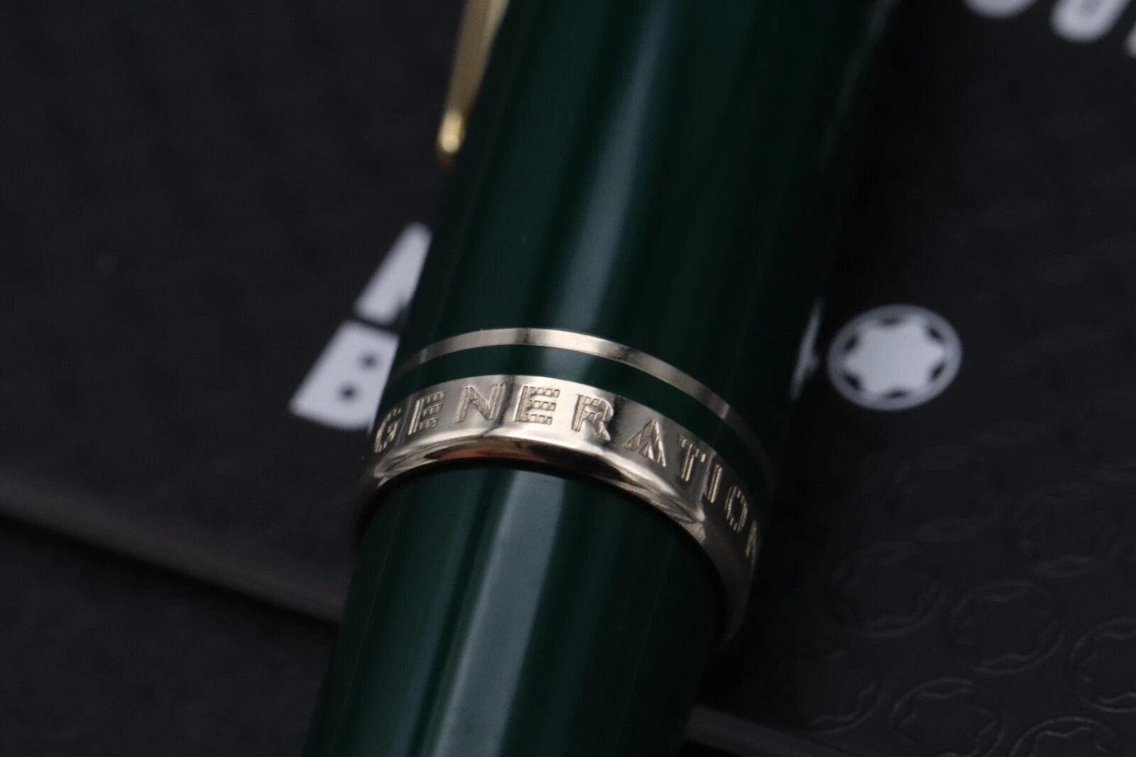 Montblanc Generation Green Rollerball / Fineliner Pen image 3