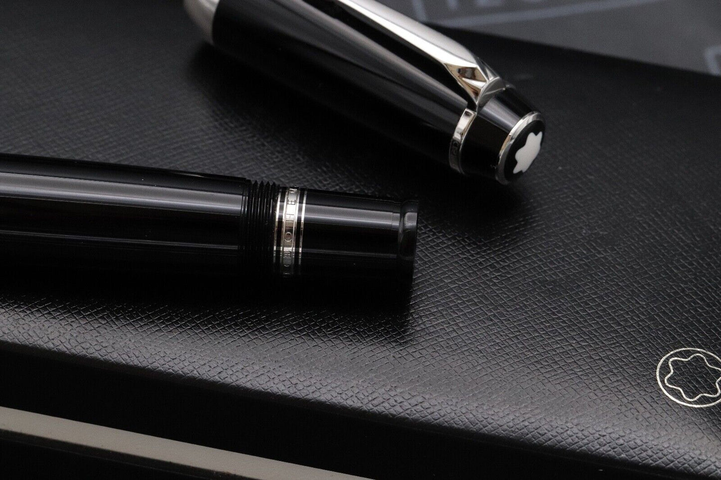 Montblanc Boheme XL Platinum Line No Stone Fountain Pen - Fine Nib image 3