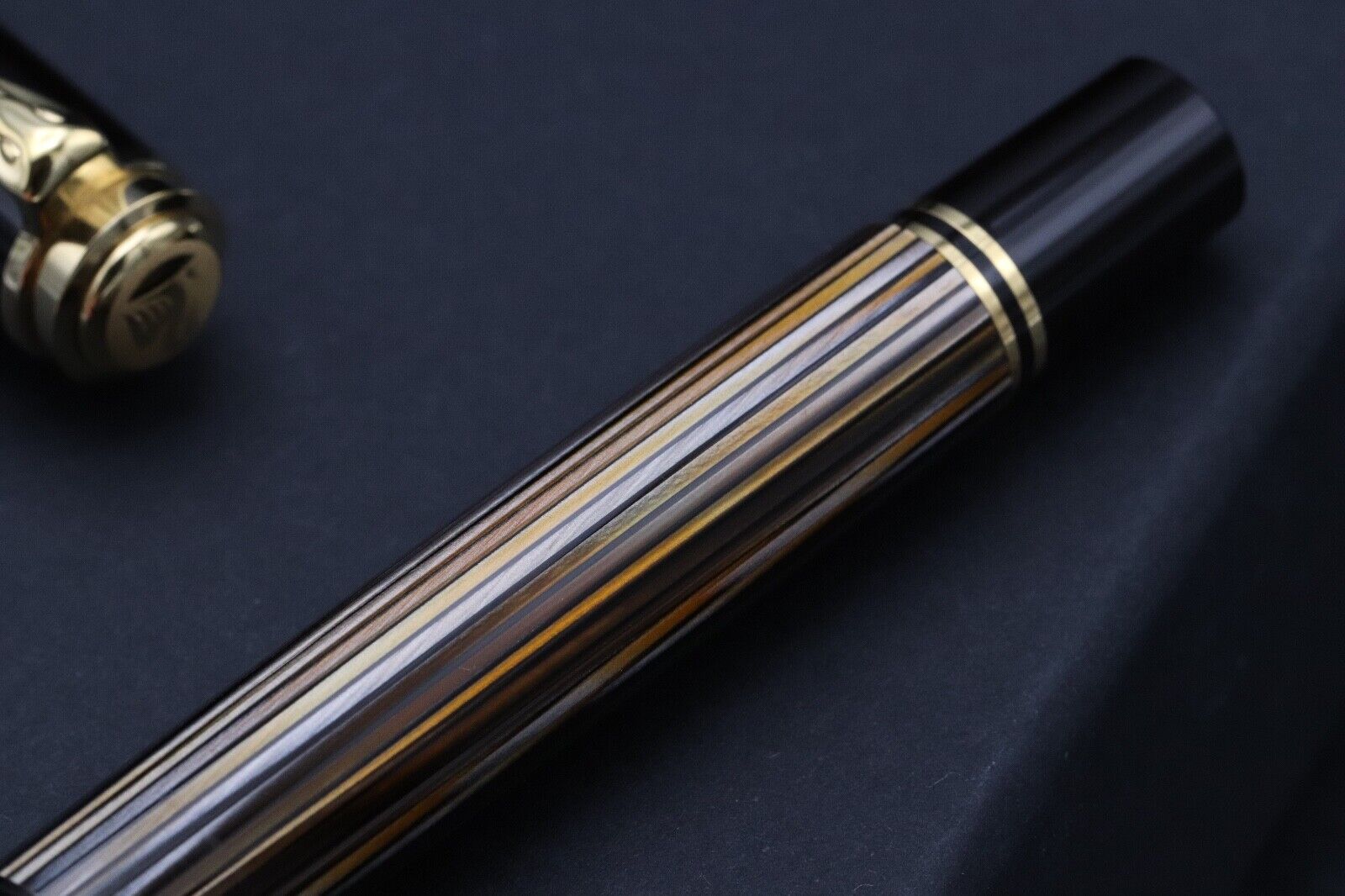 Pelikan Souveran M800 Tortoiseshell Brown 2013 Special Edition Fountain Pen image 5