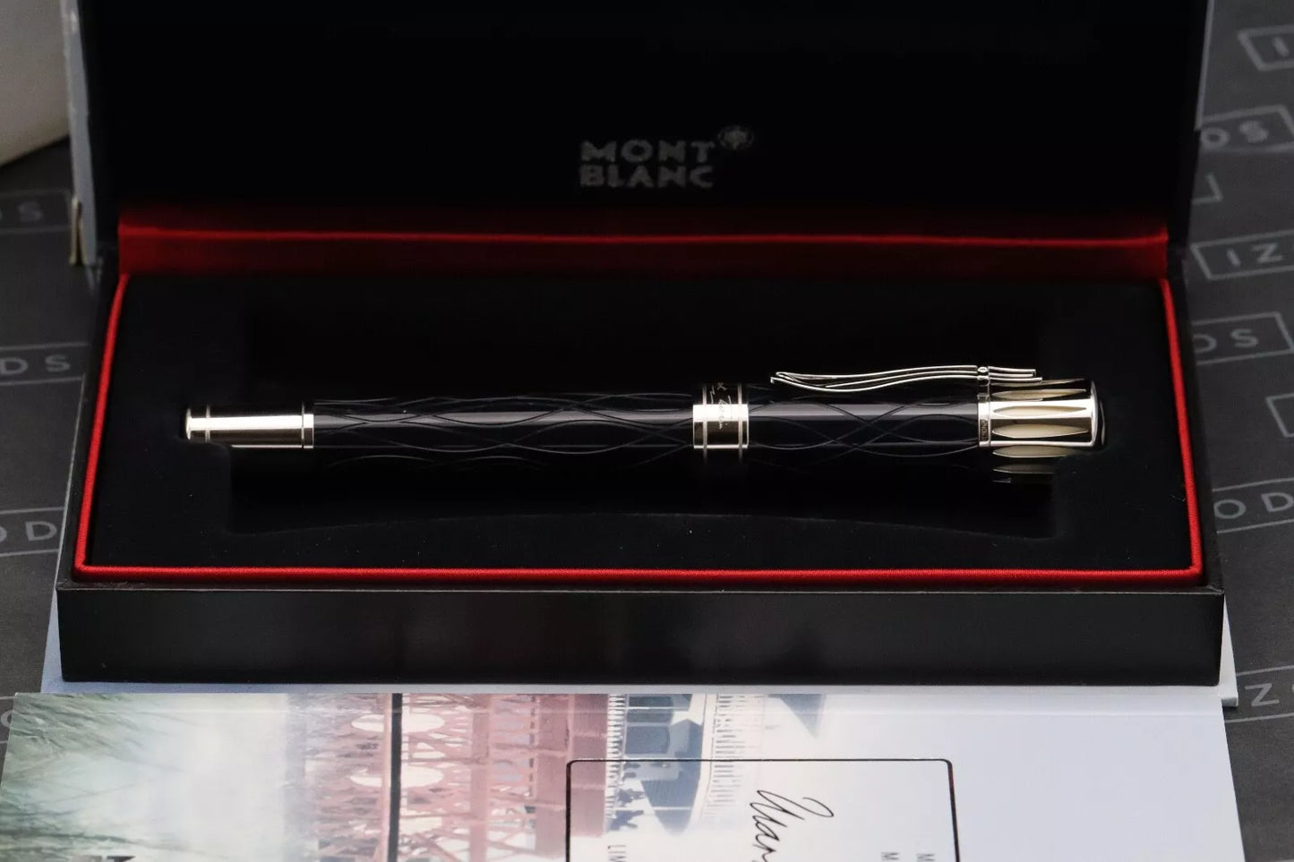 Montblanc Writers Edition Mark Twain Fountain Pen image 10