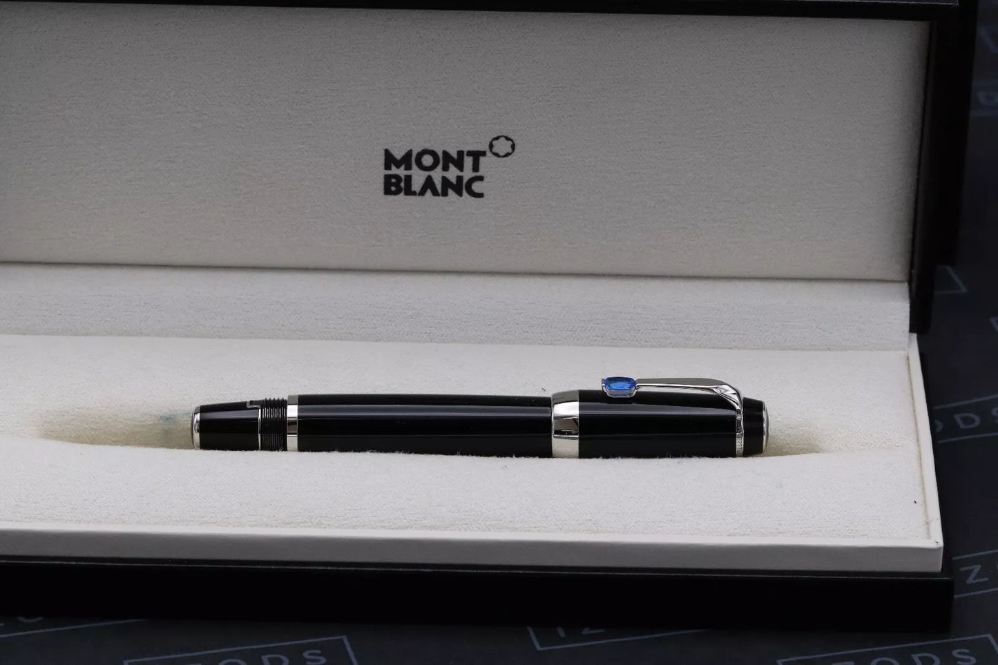 Montblanc Boheme Bleu Fountain Pen image 8