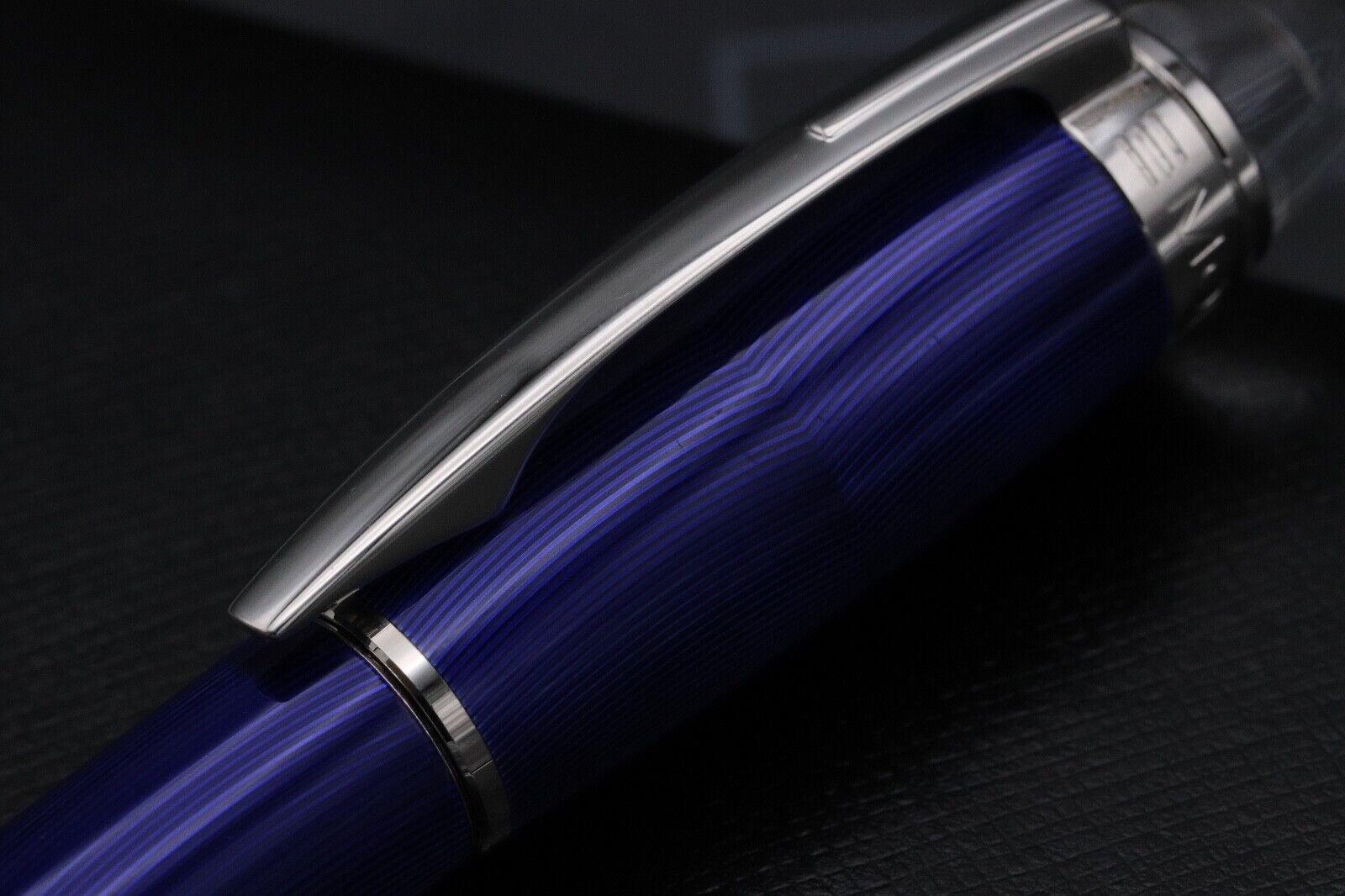 Montblanc Starwalker Cool Blue Fountain Pen image 4