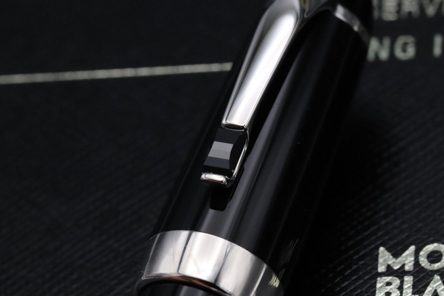 Montblanc Boheme Noir Fountain Pen - UNUSED image 4