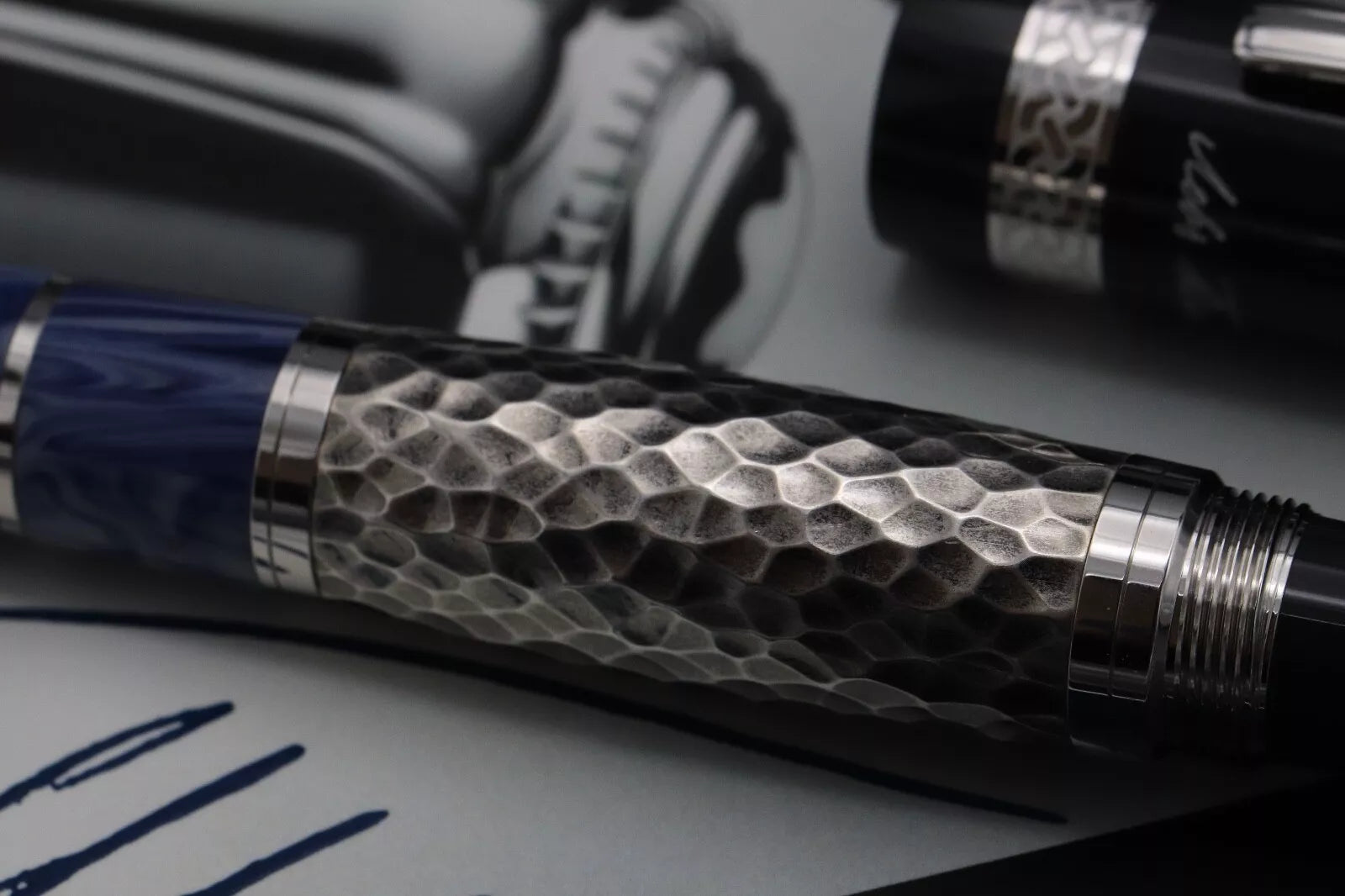 Montblanc Writers Edition Leo Tolstoy Fountain Pen - UNUSED image 3