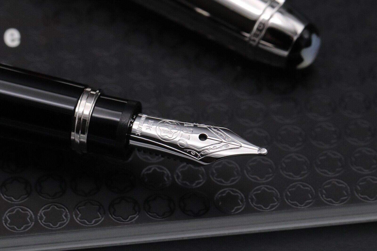 Montblanc Meisterstück Mozart Jungle Eyes Madeira Citrine Fountain Pen - UNUSED image 2