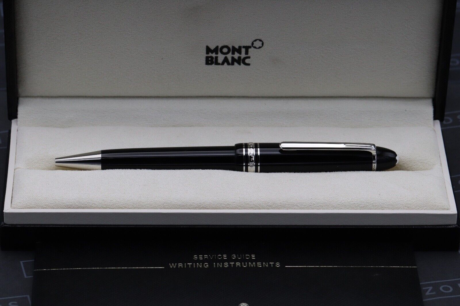 Montblanc Meisterstück 161 LeGrand Platinum-Coated Ballpoint Pen image 5
