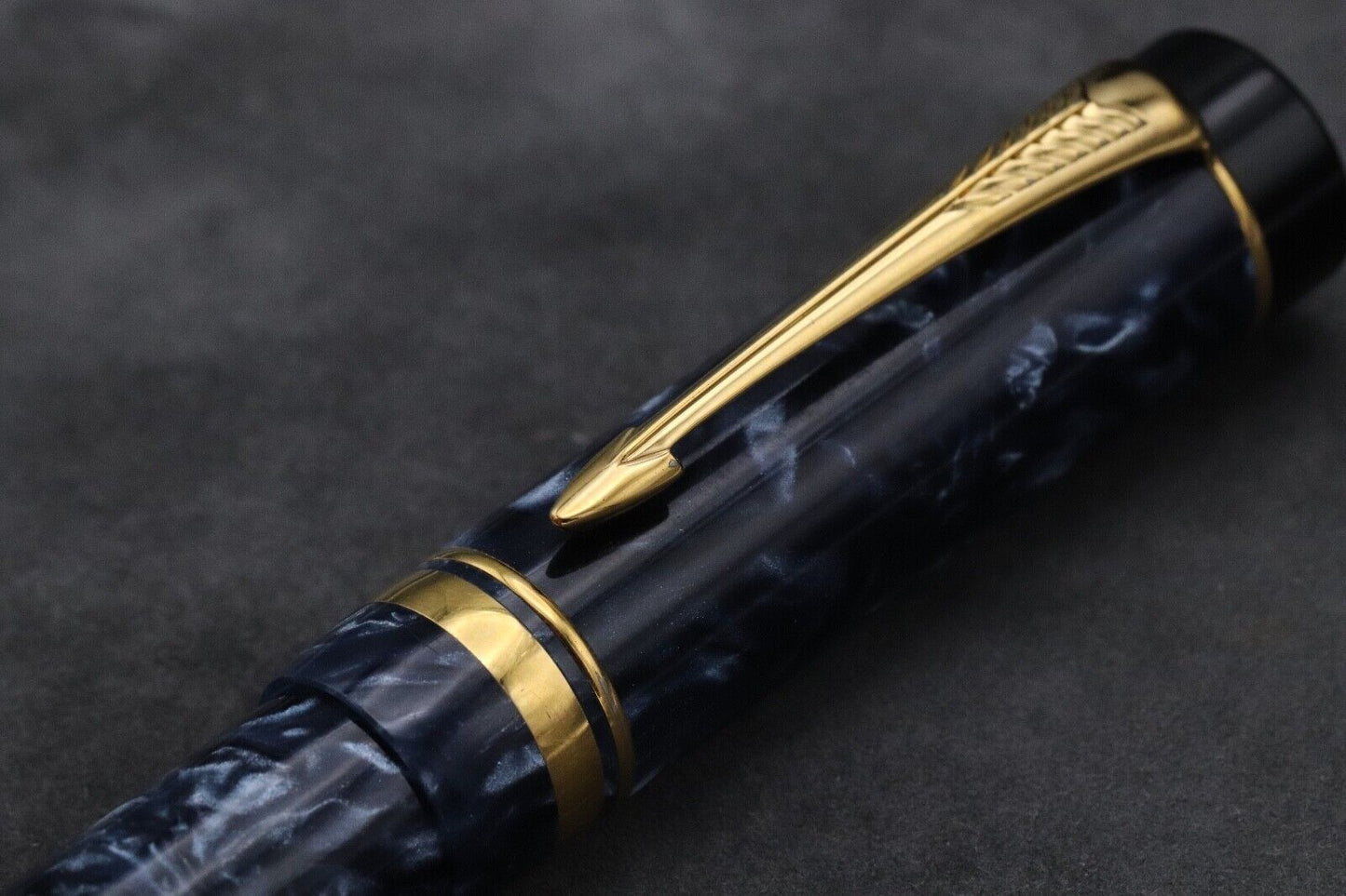 Parker Duofold Centennial Blue Marble Fountain Pen - MK1 - 1991 image 4
