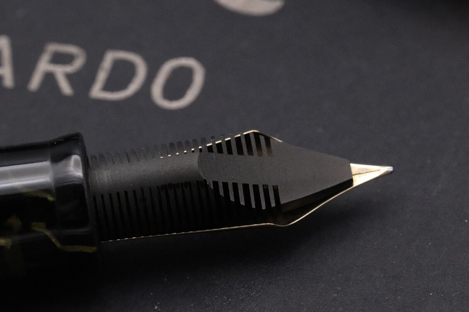 Goldfink by Leonardo MZ Grande Black Lucens Celluloid Fountain Pen -#8 EF Nib image 3