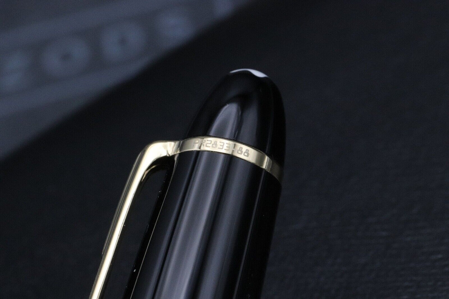 Montblanc Meisterstück 161 LeGrand Gold-Coated Ballpoint Pen image 2