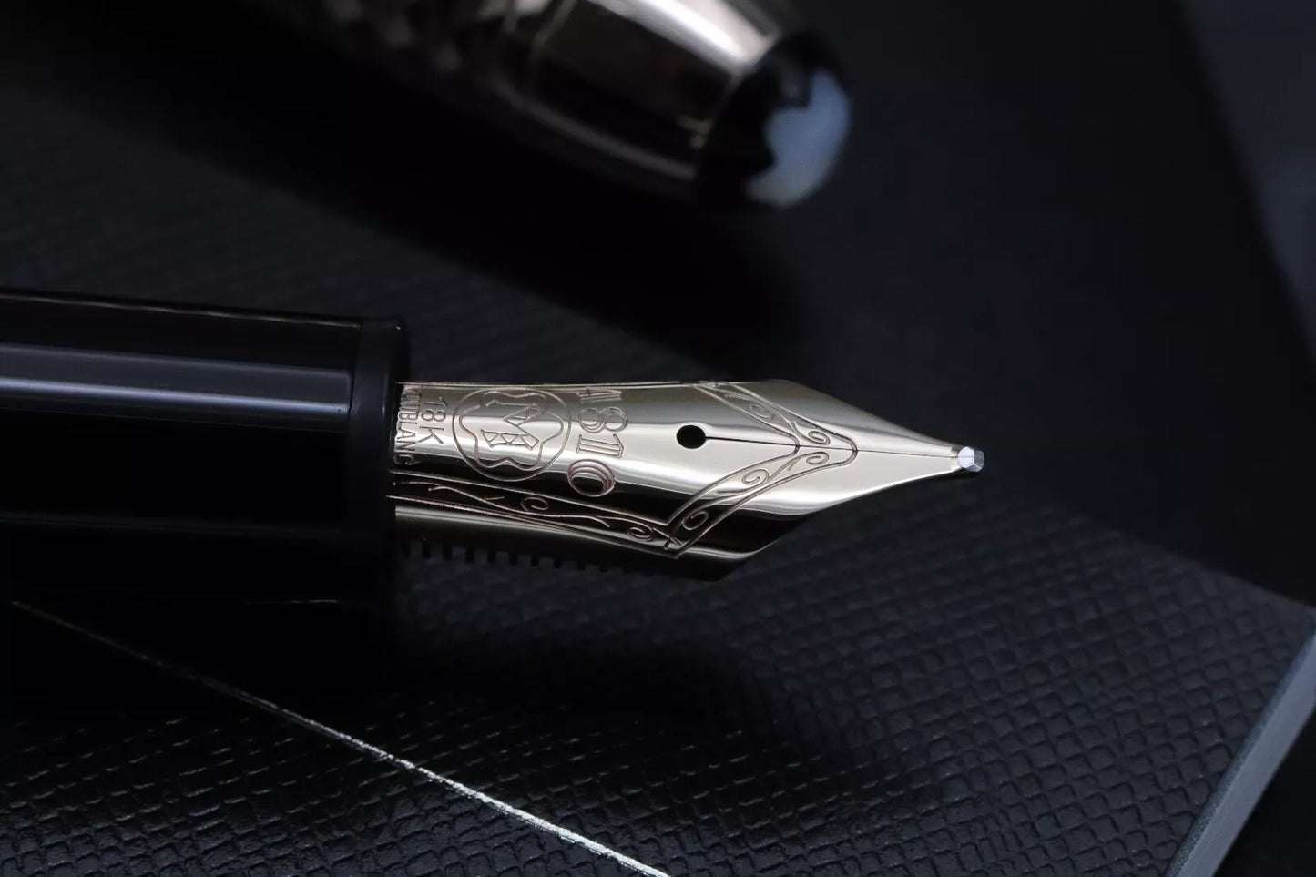 Montblanc Meisterstuck LeGrand Solitaire Geometric Dimension Fountain Pen image 9