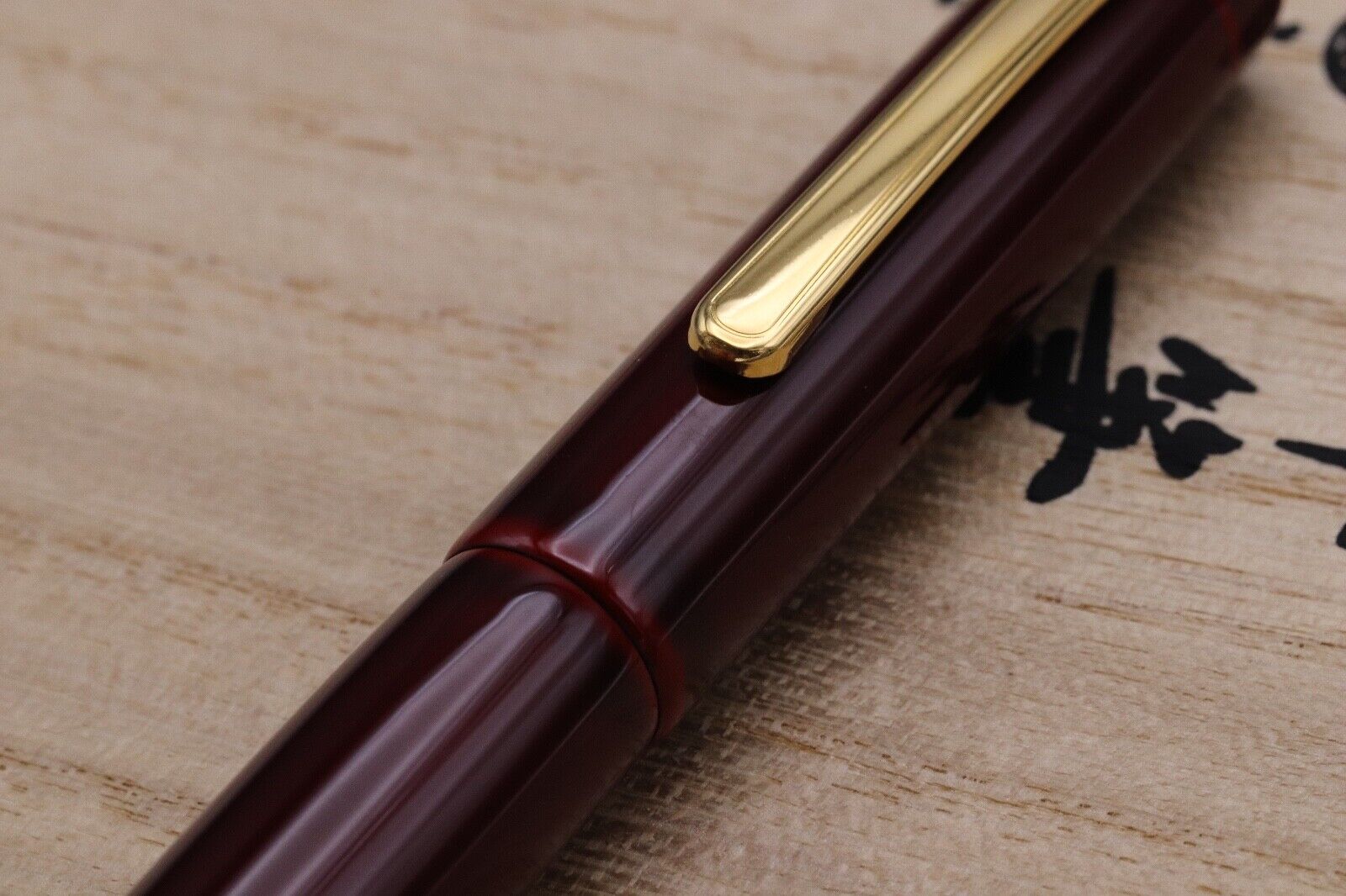 Nakaya Neo Standard Aka-tamenuri Fountain Pen - Soft Medium Nib image 4