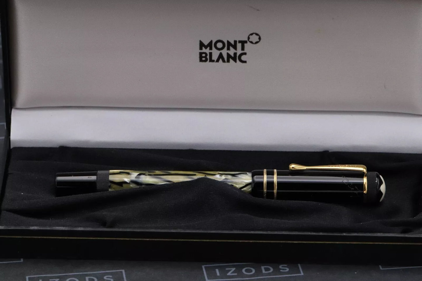 Montblanc Writers Edition Oscar Wilde Fountain Pen image 9