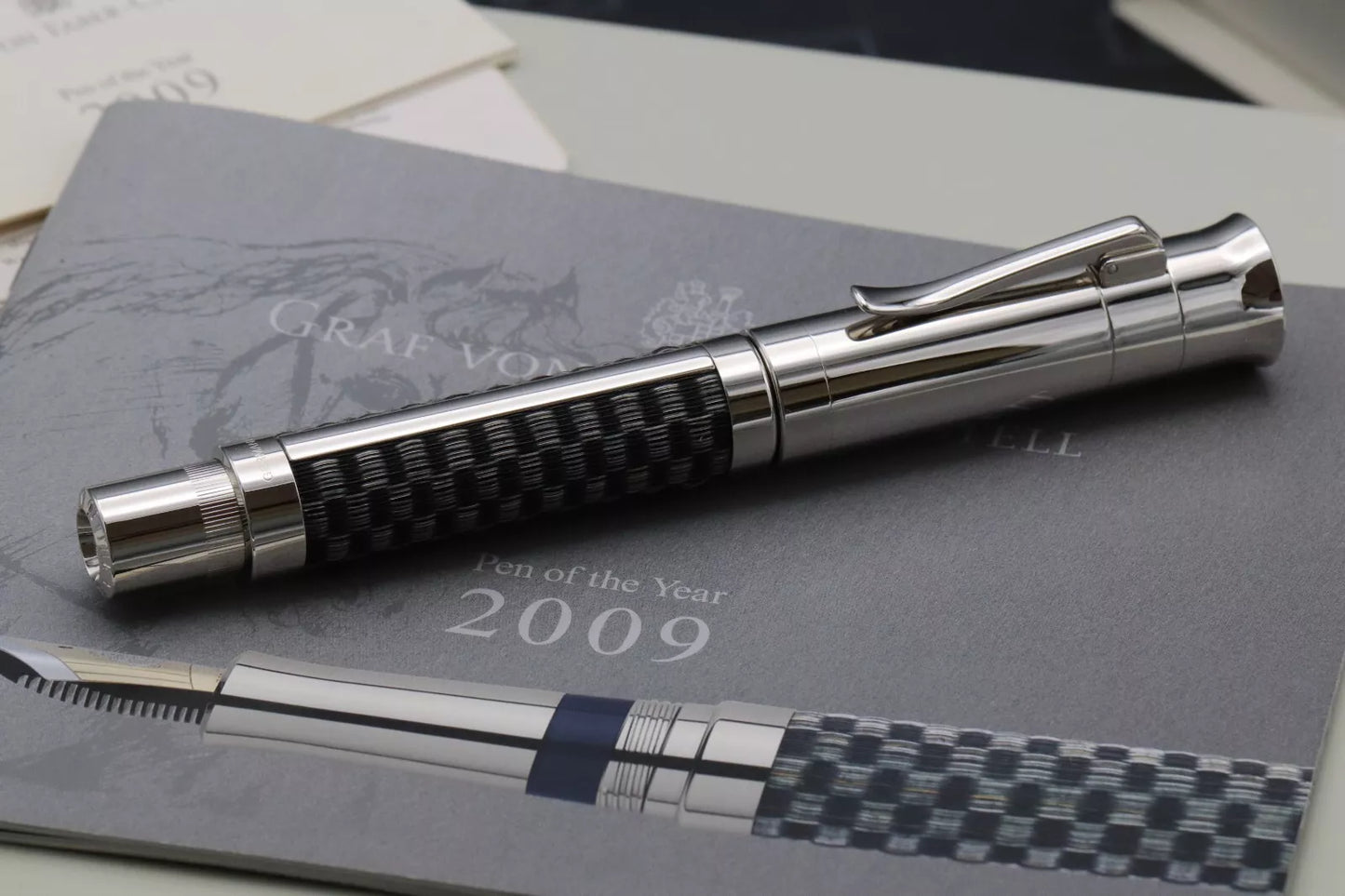 Graf von Faber-Castell Pen of the Year 2009 Horsehair Fountain Pen - UNUSED image 8