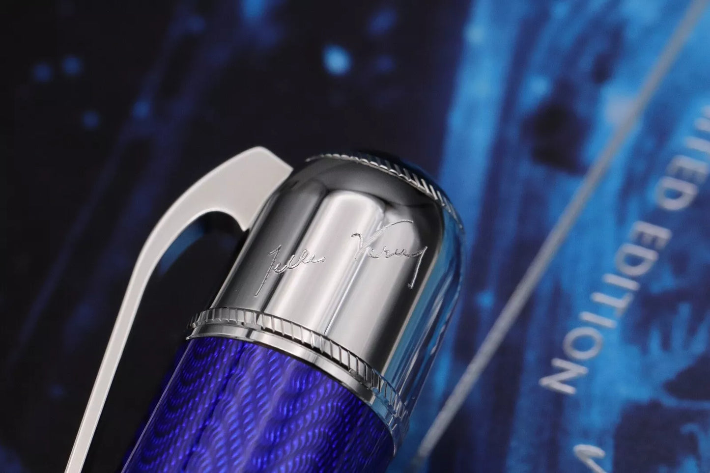 Montblanc Writers Edition Jules Verne Fountain Pen - UNUSED image 5