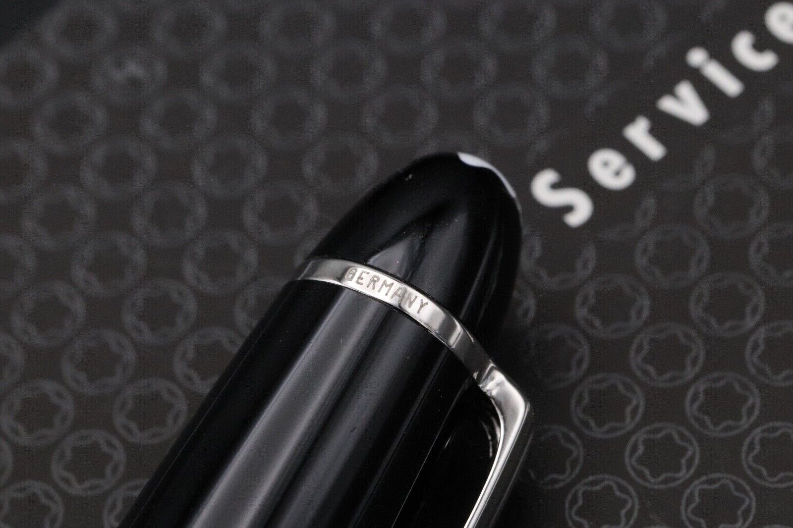 Montblanc Meisterstück 162 LeGrand Platinum-Coated Rollerball Pen - UNUSED image 4