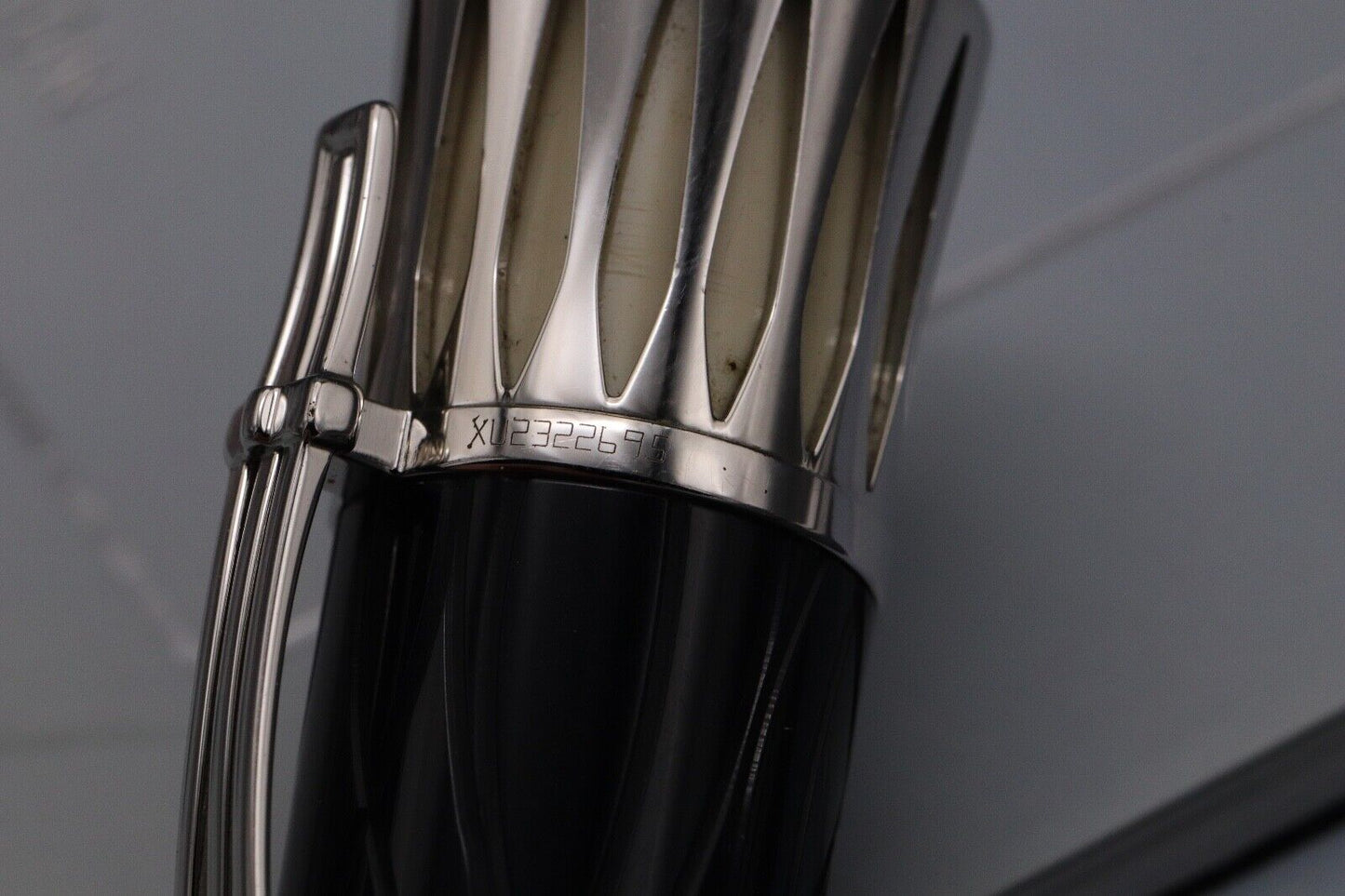Montblanc Writers Edition Mark Twain Ballpoint Pen image 4