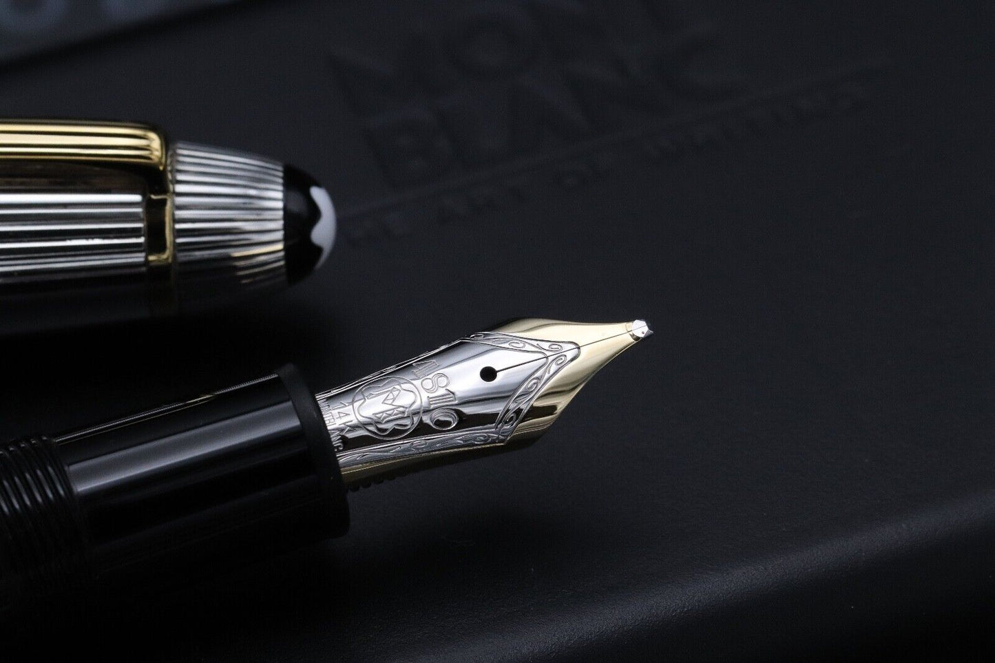 Montblanc Meisterstuck 146 LeGrand AG925 Pinstripe Doue Fountain Pen - Broad Nib image 2