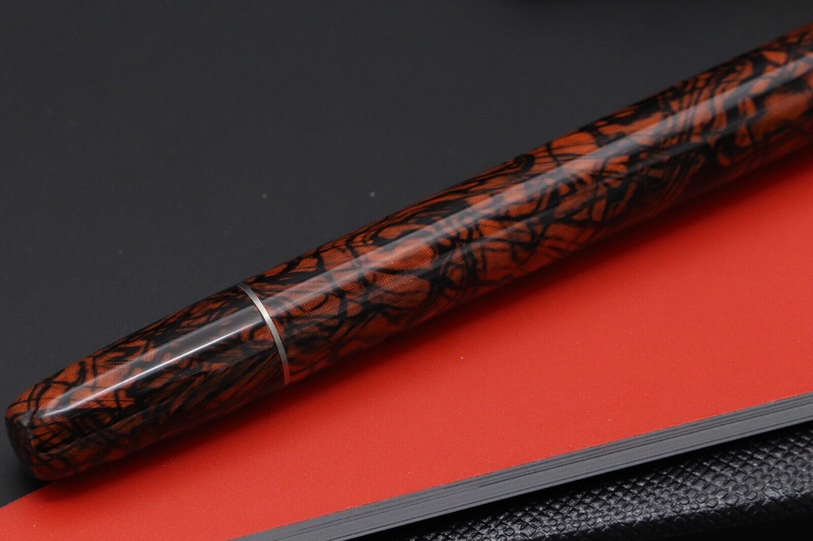 Montblanc Heritage Rouge et Noir Serpent Marble Rollerball / Fineliner Pen image 2