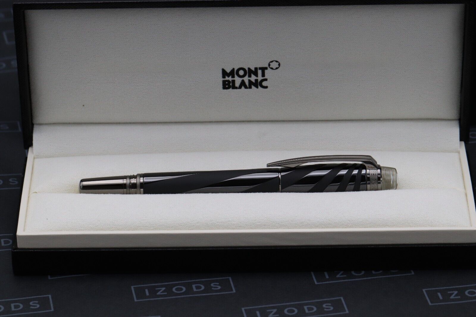 Montblanc Starwalker Black Ceramics Fountain Pen - UNUSED image 6