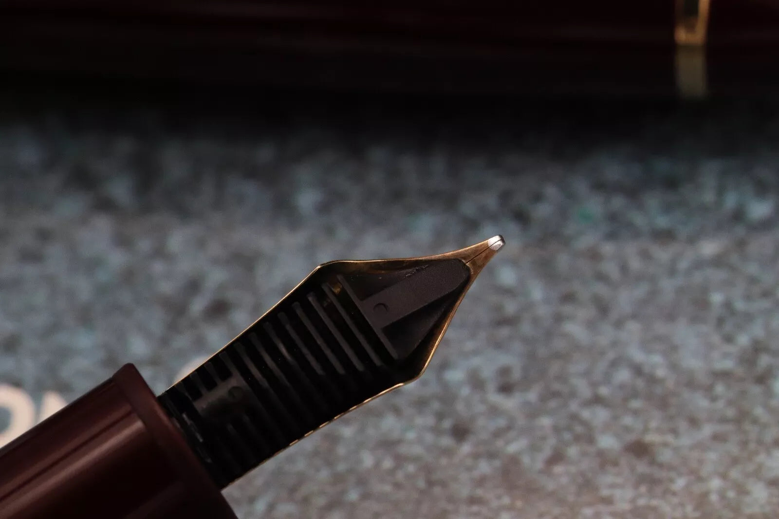 Montblanc Meisterstuck 146 LeGrand Bordeaux Fountain Pen - 1991-92 - OM Nib image 6