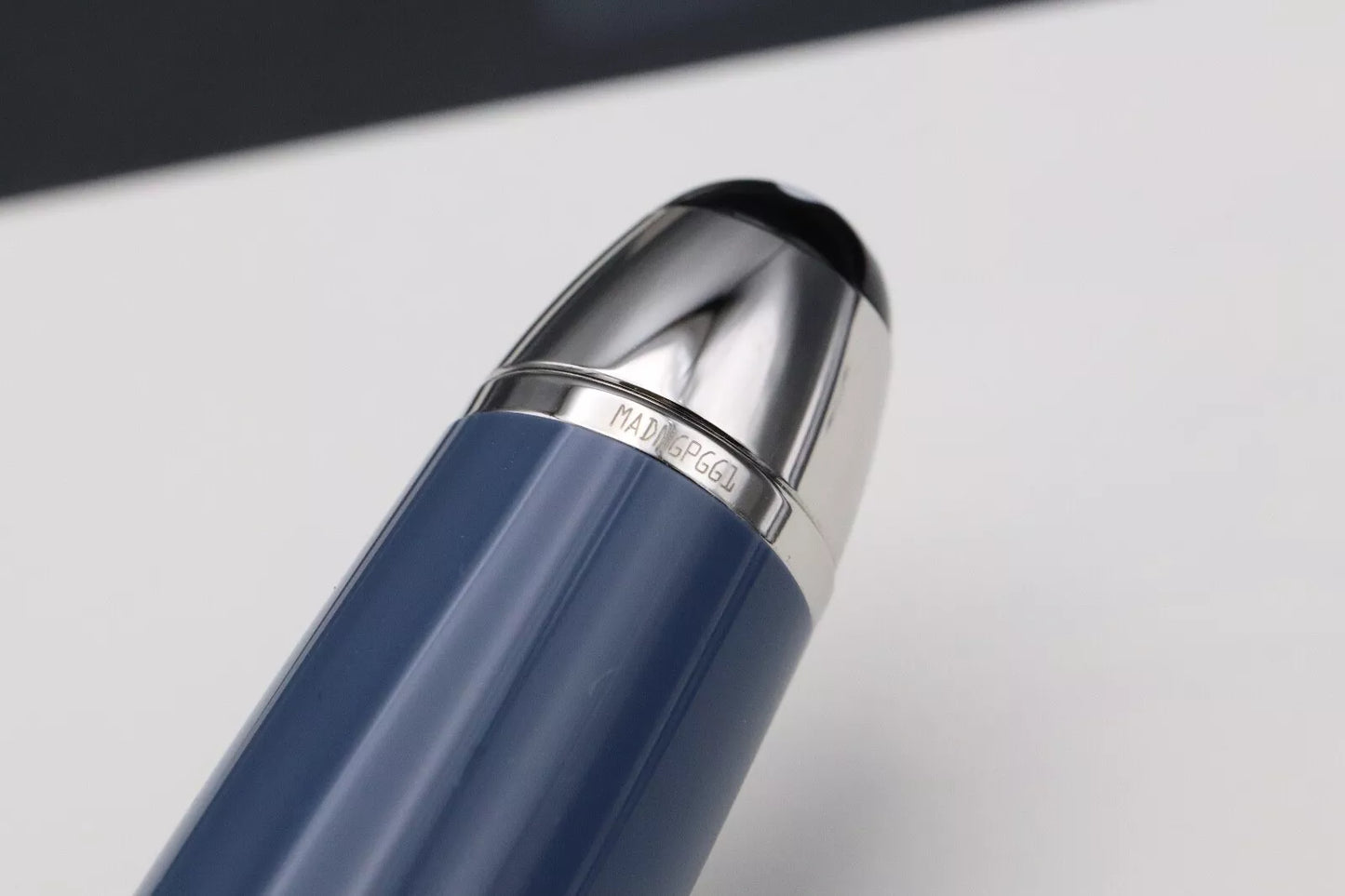 Montblanc Meisterstuck 146 LeGrand Glacier Fountain Pen image 5