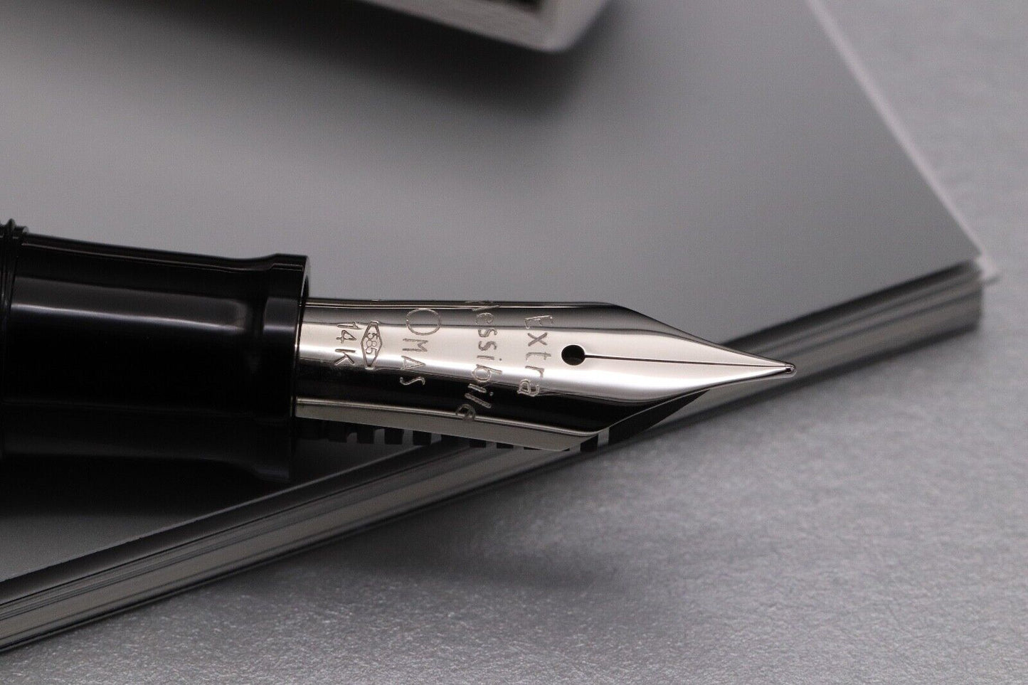 Omas Paragon Silver Guilloche LE35 Fountain Pen - Fine 'Extra Flessible' Nib image 2