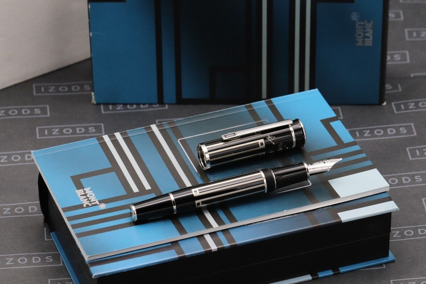 Montblanc Writers Edition Thomas Mann Fountain Pen - UNUSED image 0