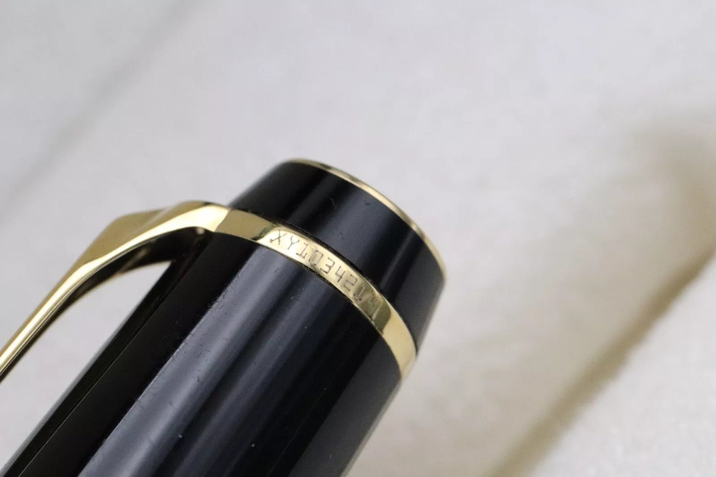 Montblanc Boheme Je T'aime Fountain Pen - Broad Nib image 5