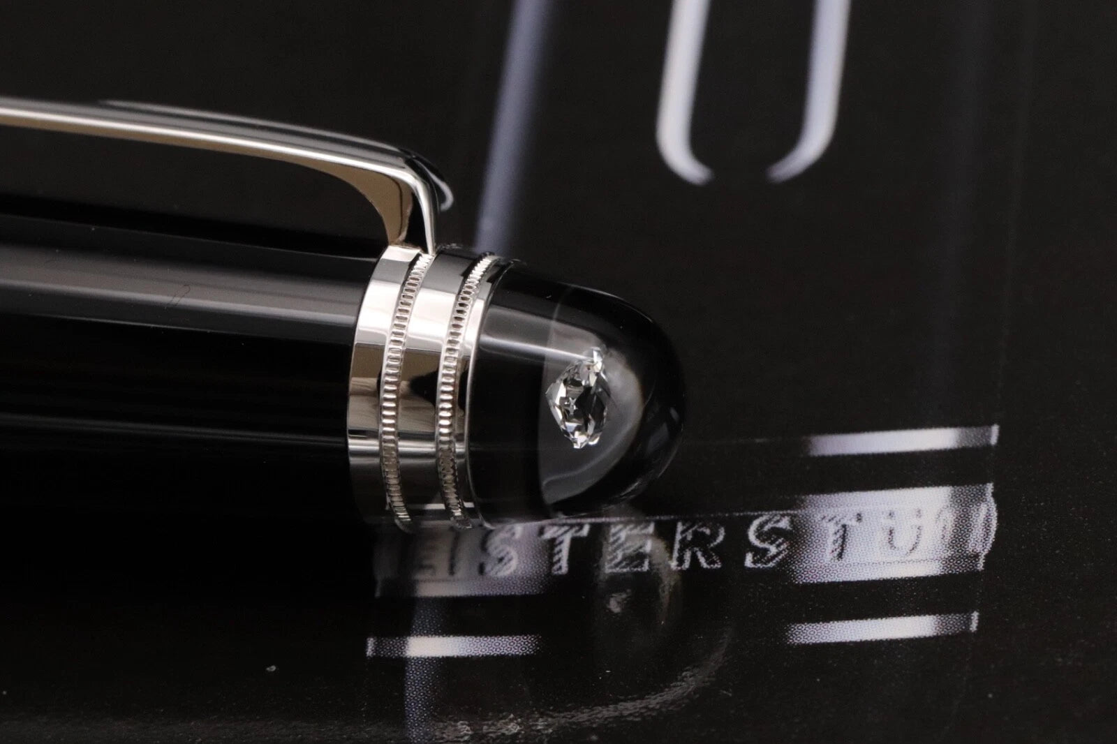 Montblanc Meisterstück 145 Classique Diamond Collection Fountain Pen - UNUSED image 6
