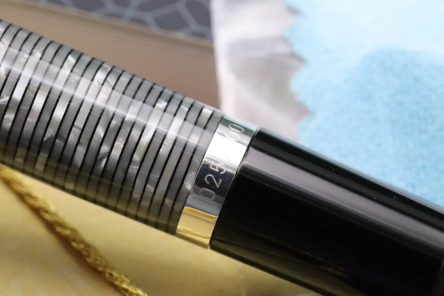 Montegrappa Nazionale Flex Shiny Circles Celluloid LE100 Fountain Pen image 7