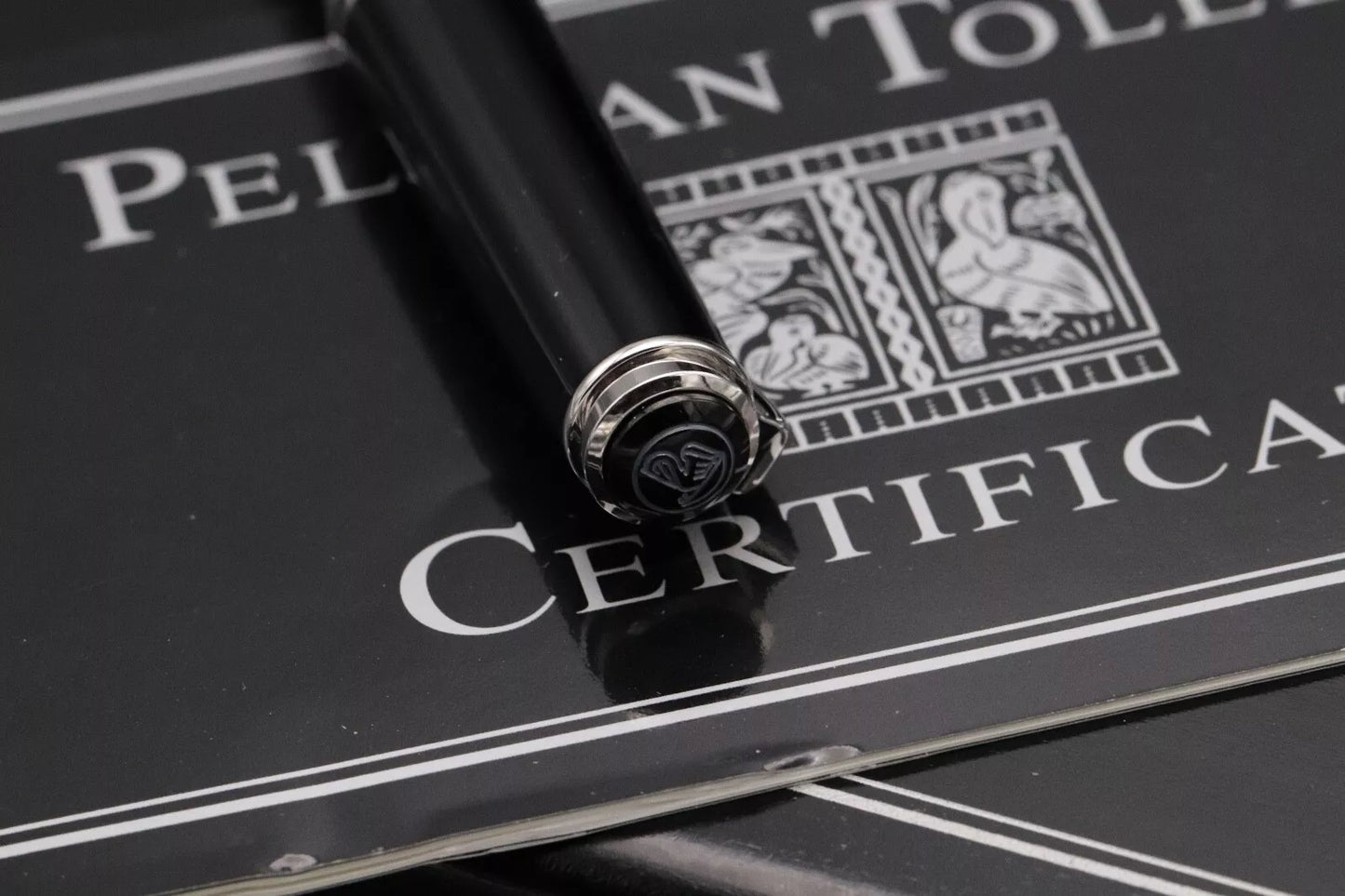 Pelikan Souveran M710 Toledo Fountain Pen - UNUSED - Broad PF Nib image 11