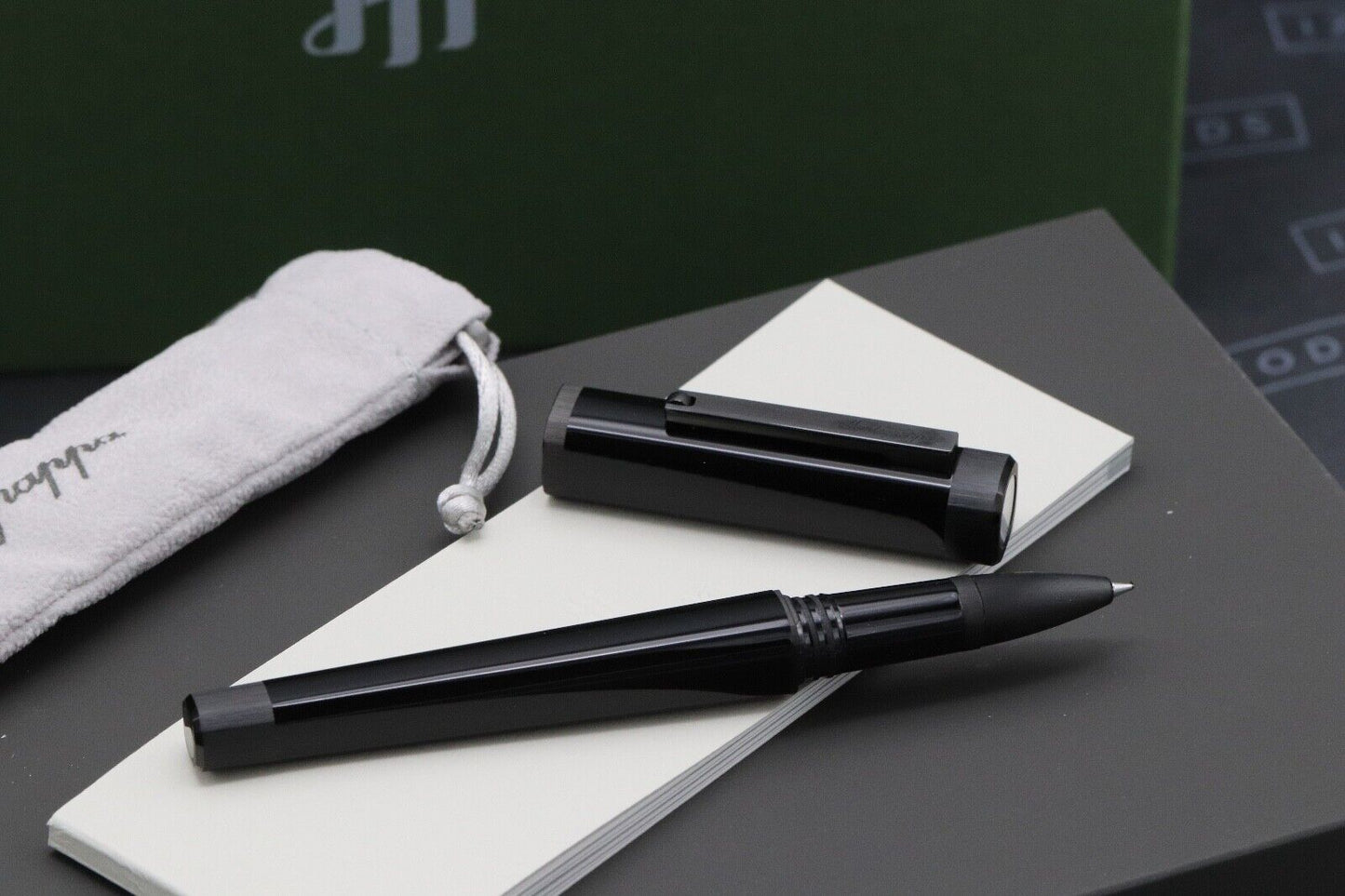 Montegrappa Quattro Ultra Black Rollerball Pen image 1
