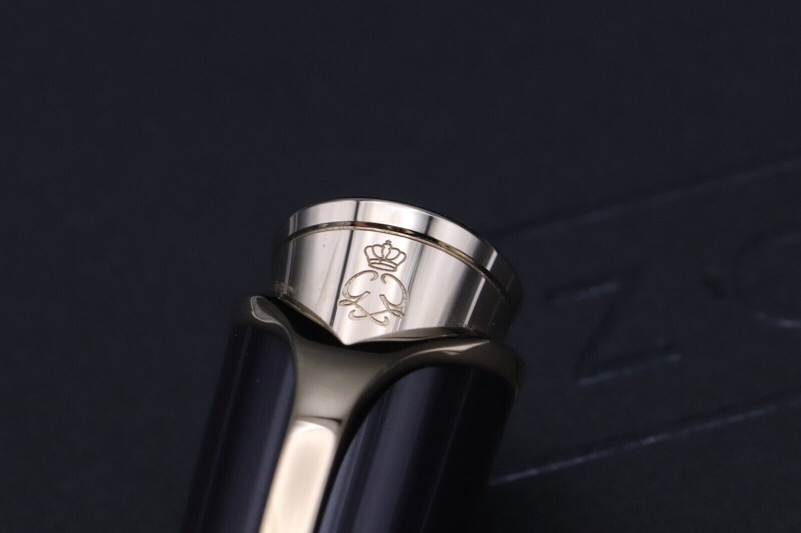 Montblanc Princesse Grace de Monaco Purple Ballpoint Pen image 3