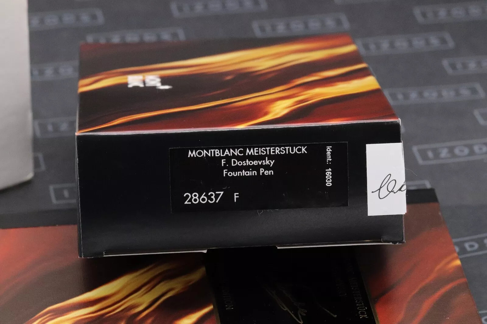 Montblanc Writers Edition Fyodor Dostoevsky Fountain Pen – UNUSED - Fine Nib image 4