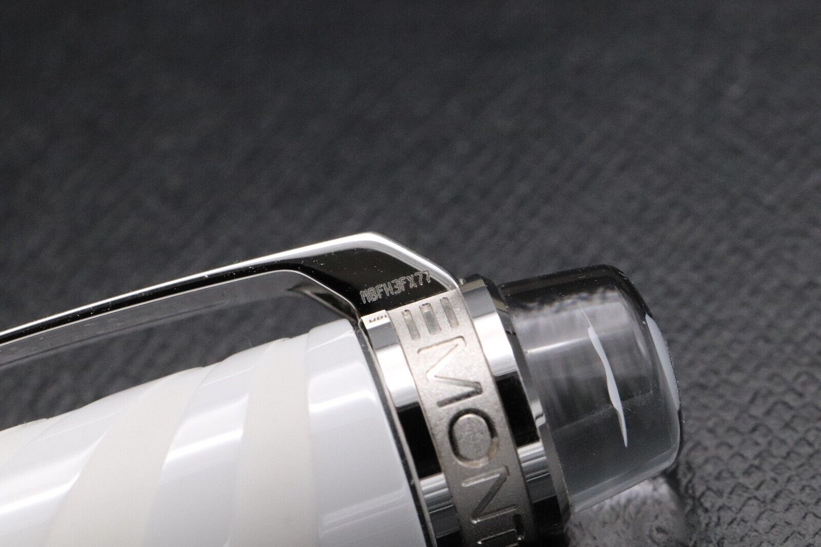Montblanc Starwalker White Ceramics Ballpoint Pen image 3
