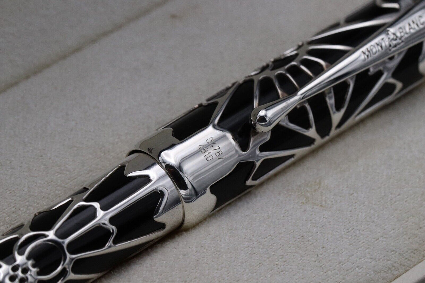 Montblanc Patron Of Art Octavian 4810 Fountain Pen – EF Nib image 5