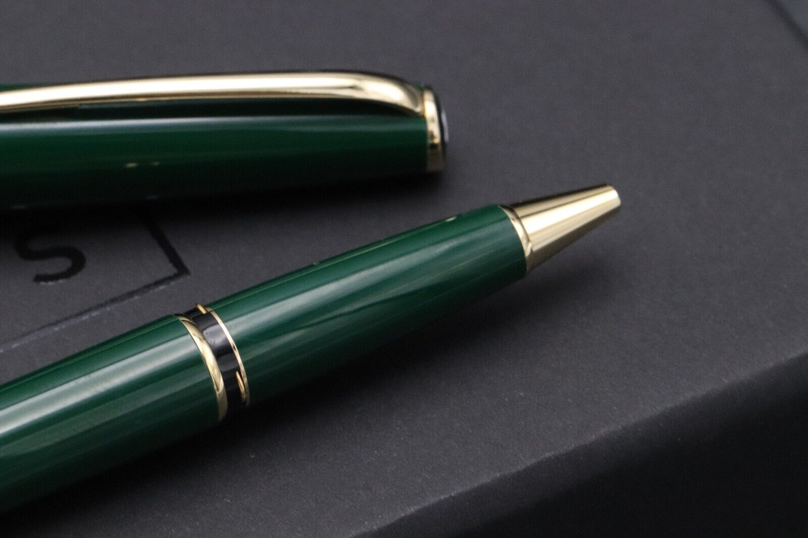 Montblanc Generation Green Rollerball / Fineliner Pen image 2