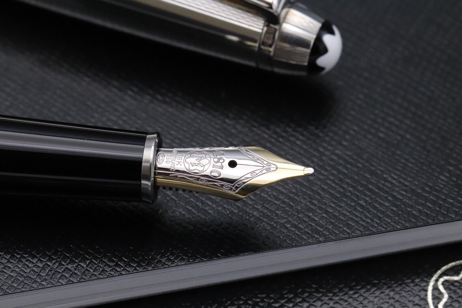 Montblanc Meisterstuck 144 Classique Pure Silver Solitaire Fountain Pen image 2