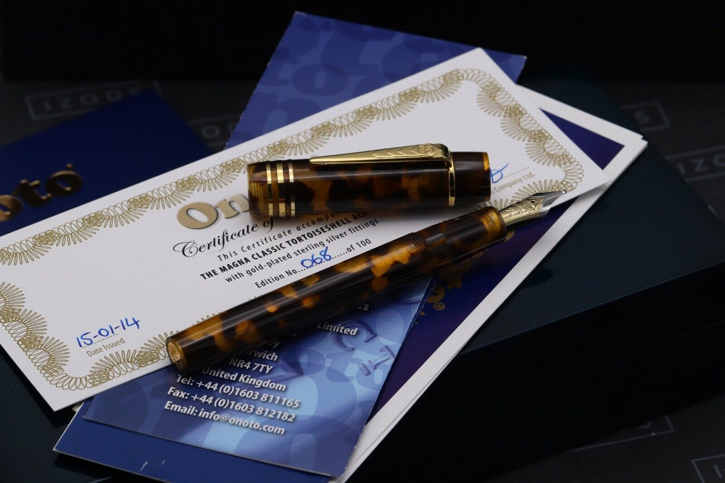 Onoto Magna Classic Tortoiseshell Fountain Pen - 18k Nib image 1
