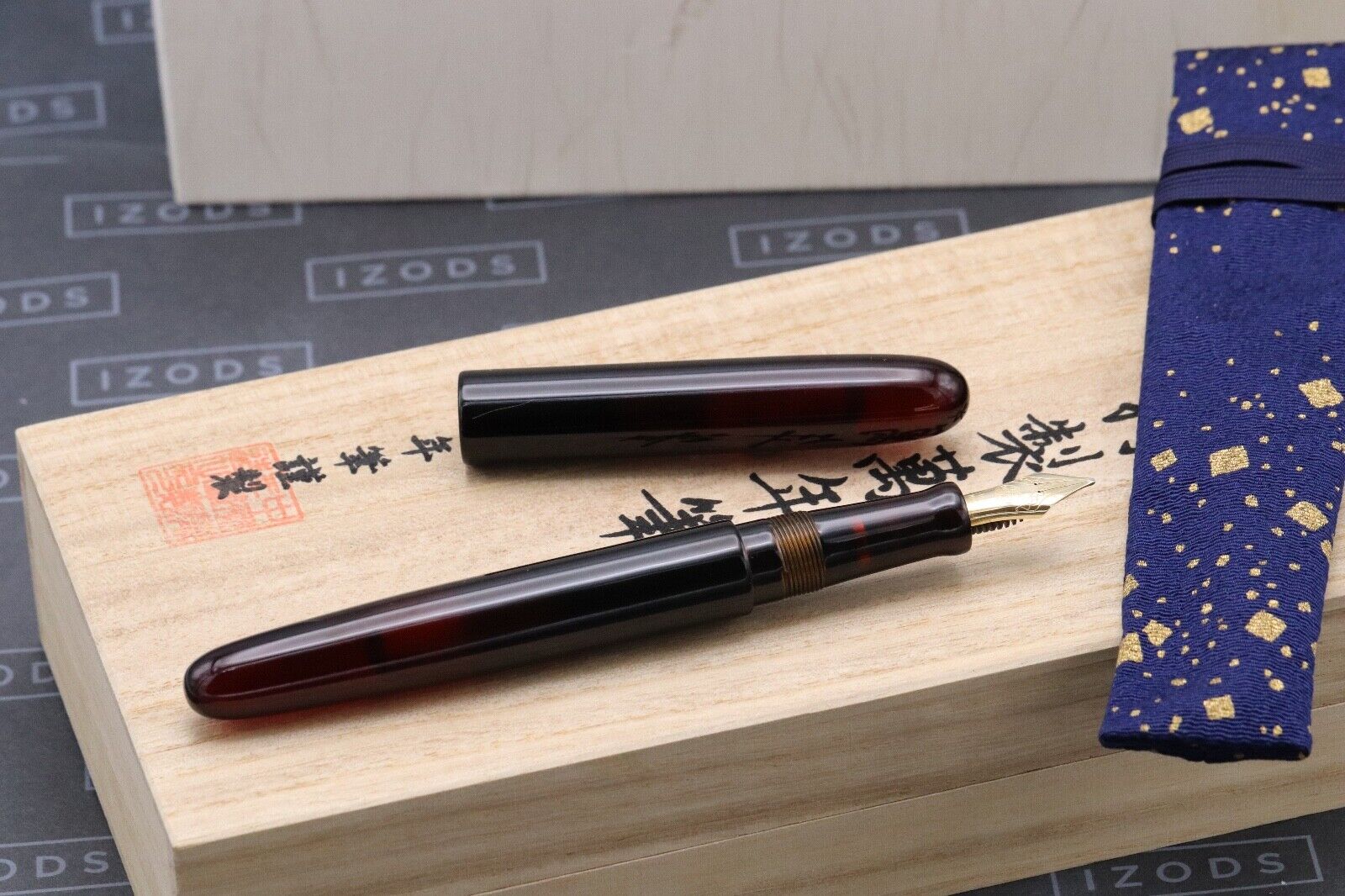 Nakaya Long Cigar Akebono 'Red and Black Skeleton' Fountain Pen - Music Nib image 0