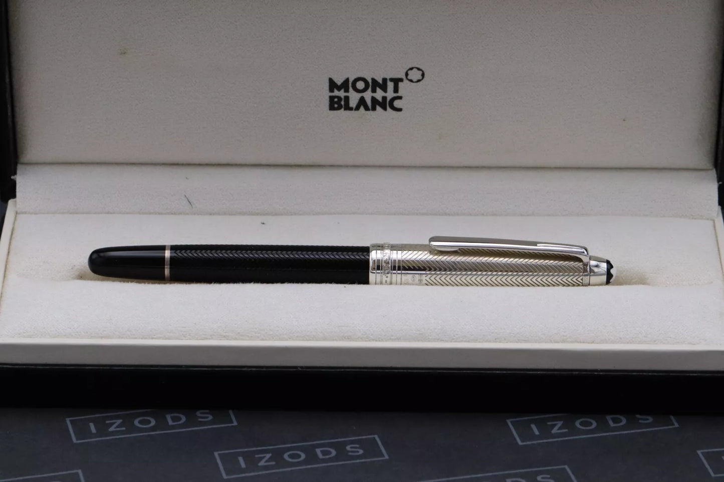 Montblanc Meisterstuck Classique Silver Barley Doue Rollerball Pen image 8
