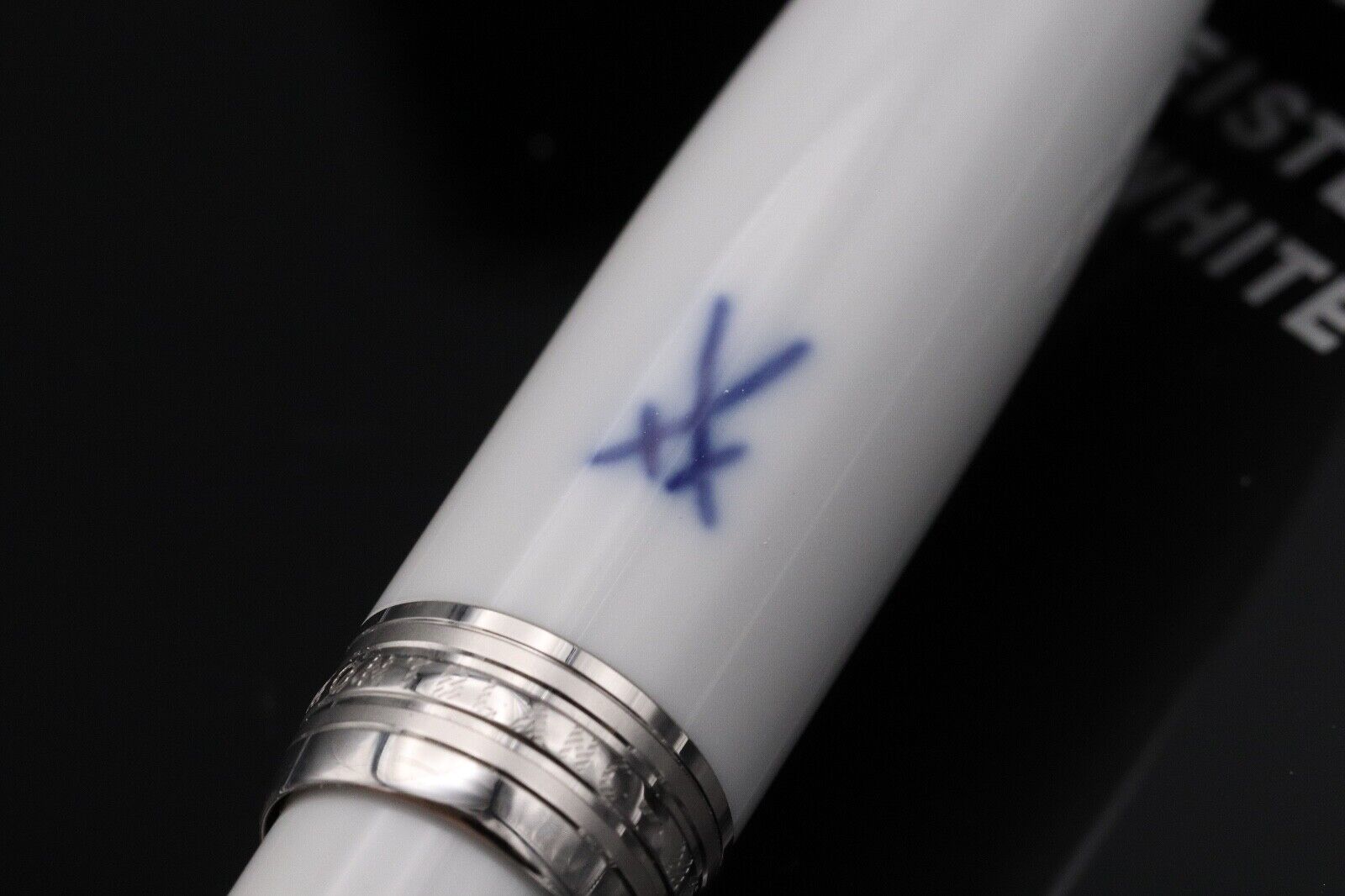 Montblanc Masters for Meisterstuck Meissen White Rollerball Pen - UNUSED image 4