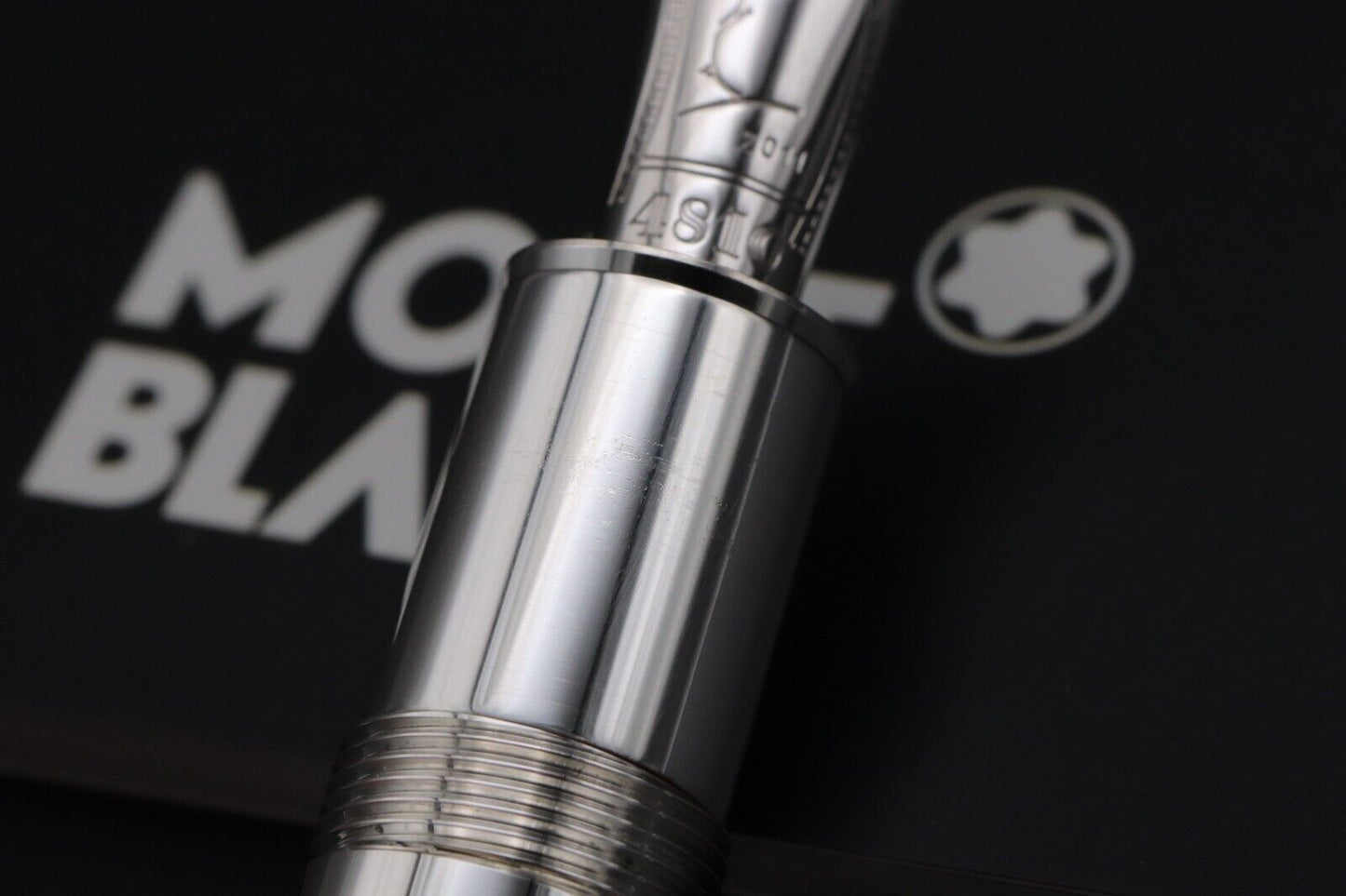 Montblanc Great Characters Alfred Hitchcock 3000 LE Fountain Pen image 3