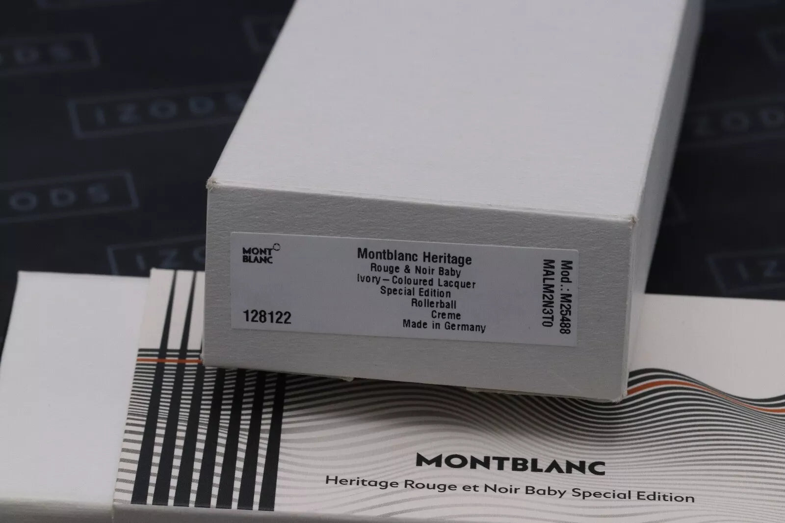 Montblanc Heritage Rouge et Noir Baby Ivory-Resin Rollerball Pen - UNUSED image 6