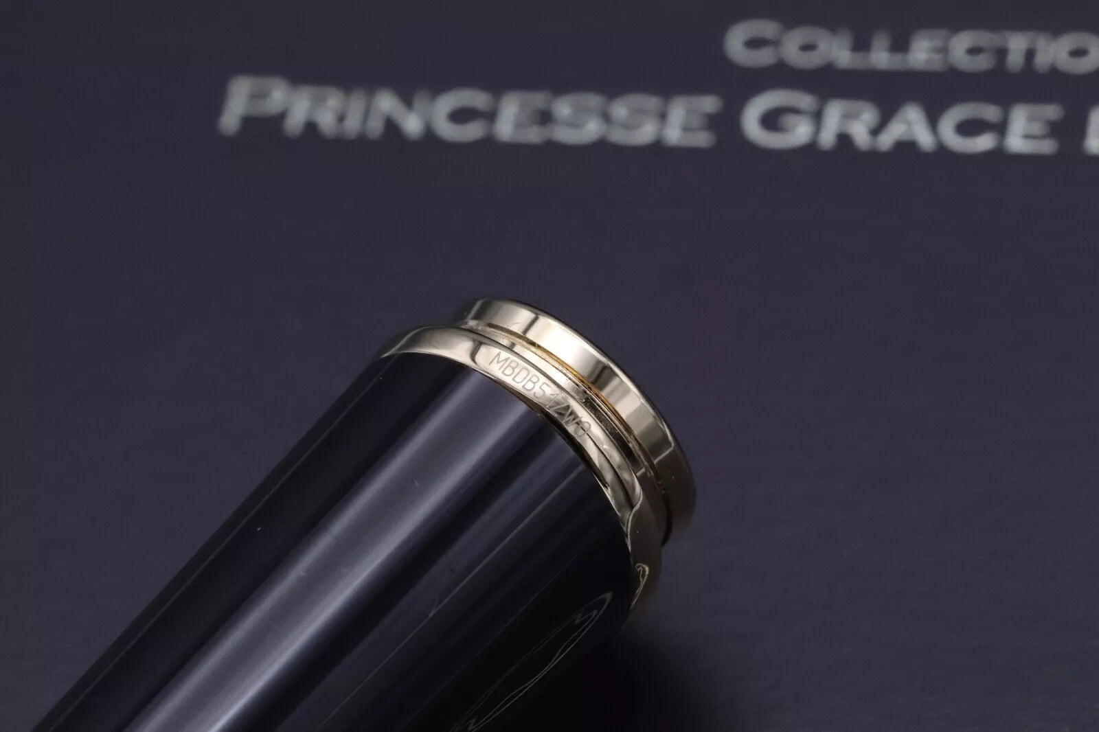 Montblanc Princesse Grace de Monaco Purple Fountain Pen – IZODS