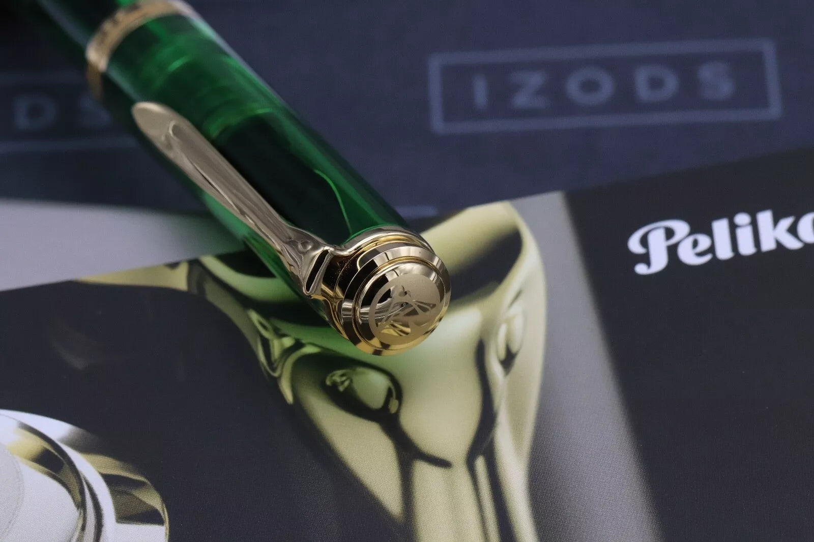 Pelikan M800 Green Demonstrator Special Edition Fountain Pen - UNUSED - EF image 5