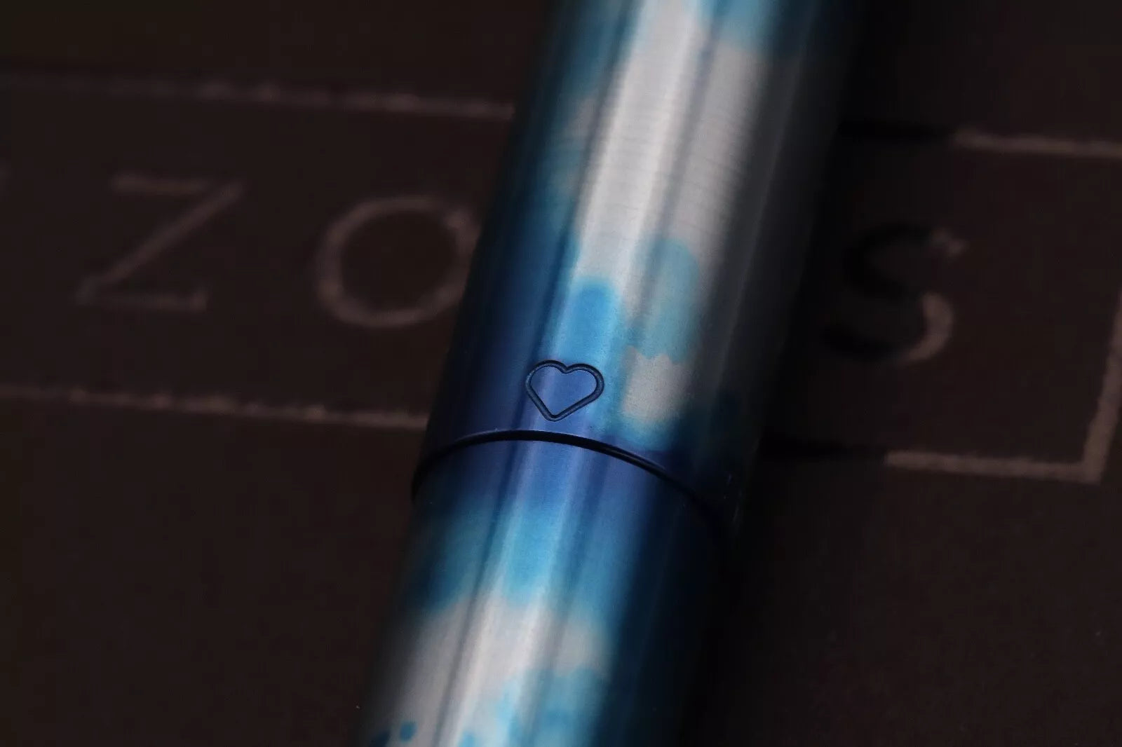 Schon DSGN Full Size Glacier Ice Fountain Pen - Stub Nib image 5