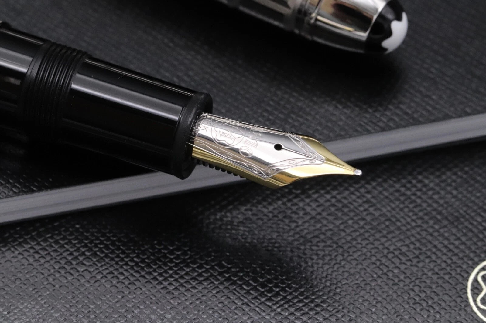 Montblanc Meisterstuck 146 LeGrand Platinum Facet Fountain Pen - UNUSED image 2
