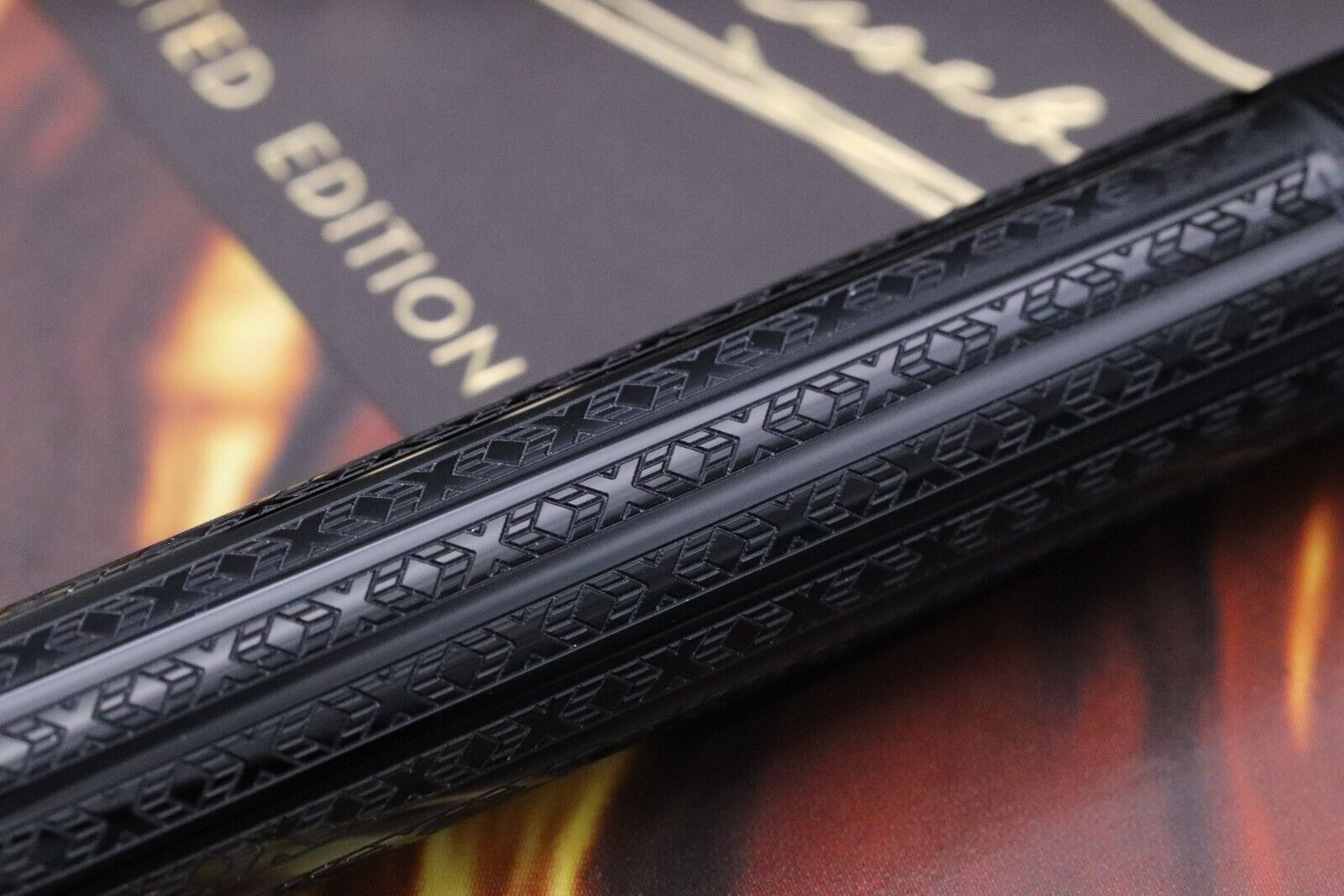 Montblanc Writers Edition Fyodor Dostoevsky Rollerball Pen - UNUSED image 2